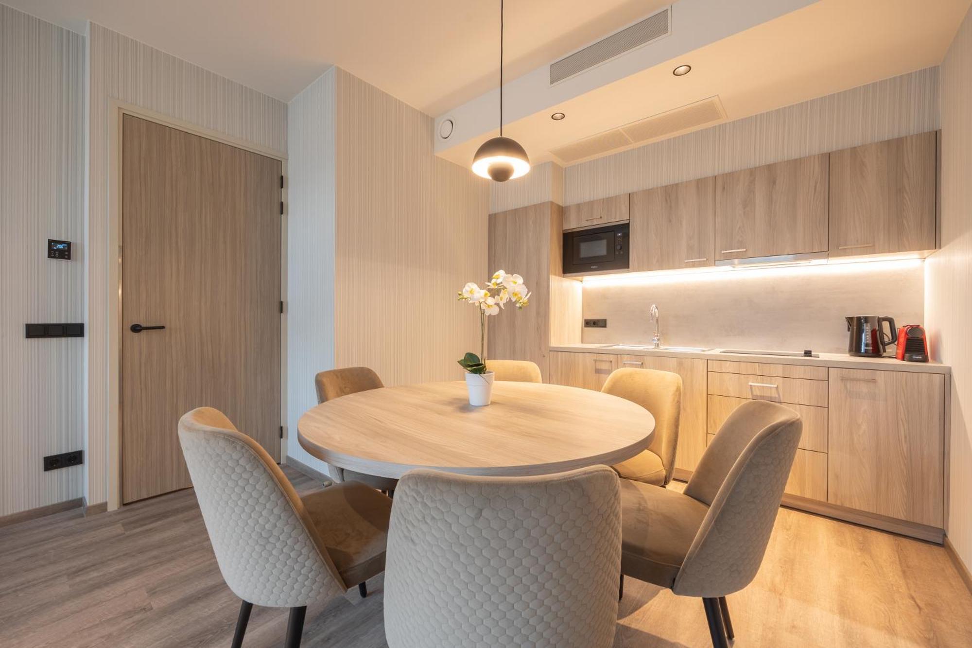Hotel Ramada Scheveningen 3*