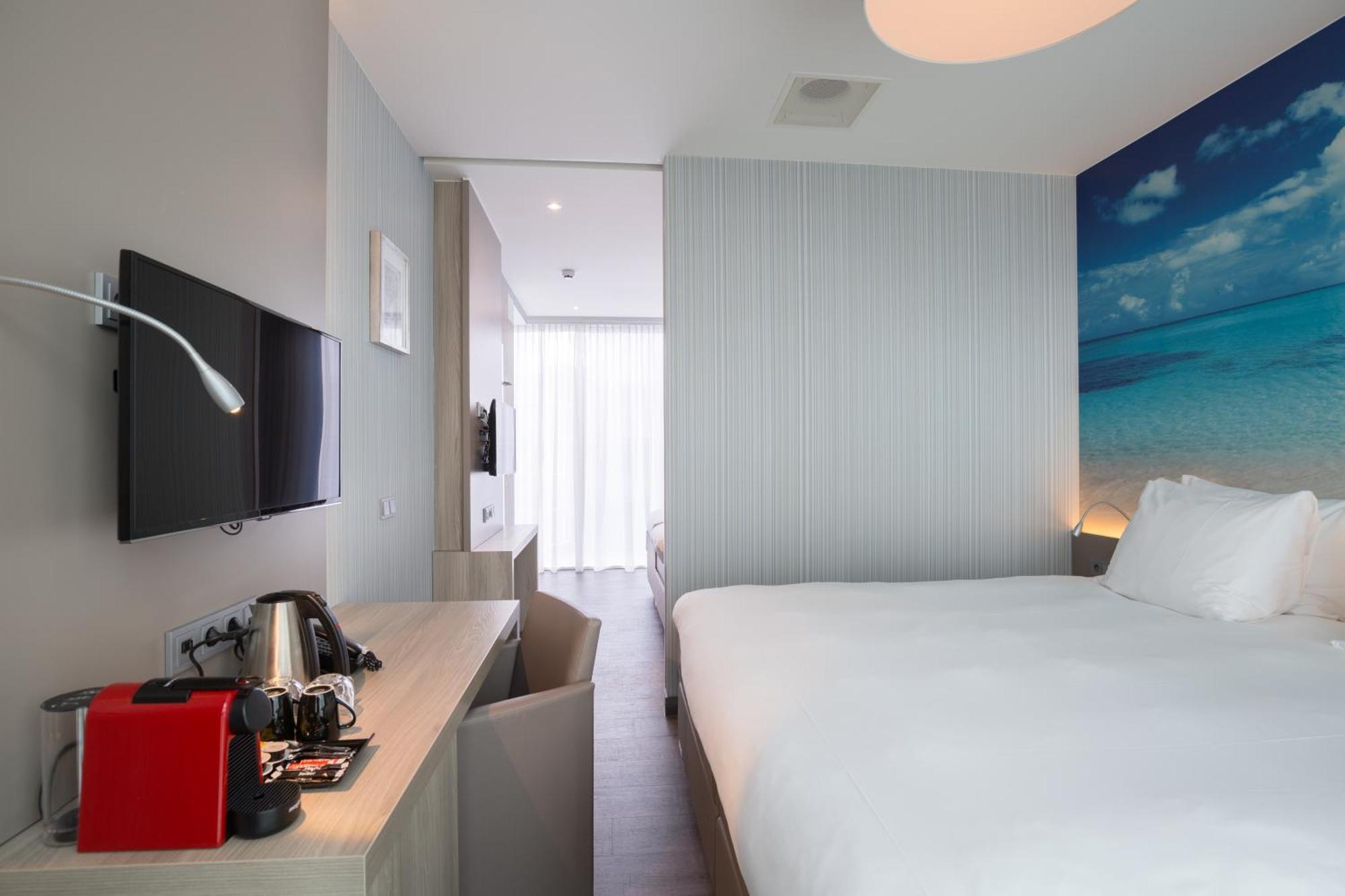 Hotel Ramada Scheveningen 3*