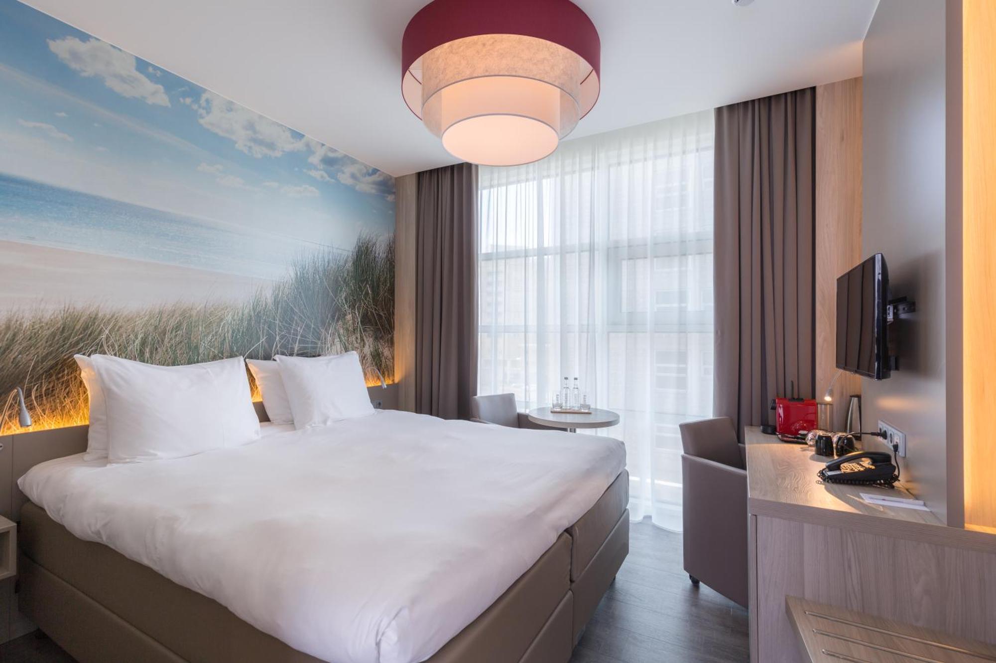 Ramada Scheveningen 3*