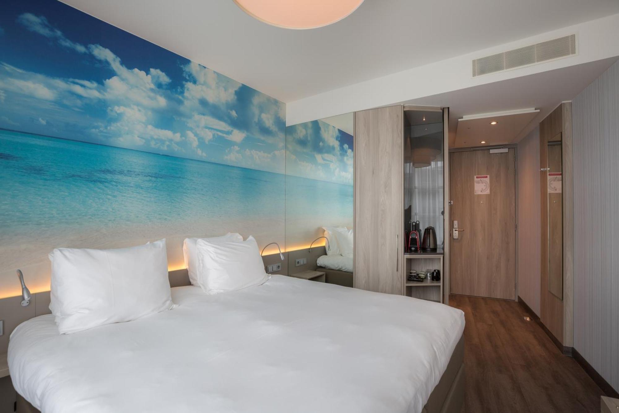 Ramada Scheveningen 3*