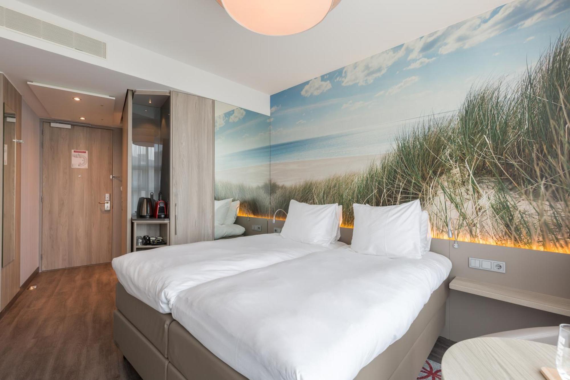 Ramada Scheveningen Hotel 3*